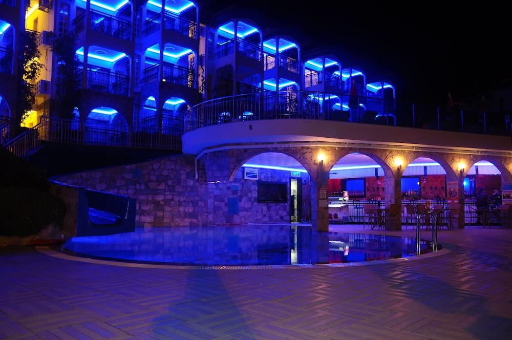 Club Aquarium Aparthotel มาร์มาริส ภายนอก รูปภาพ